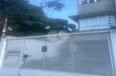 Casa com 3 quartos à venda na Rua Pedra Bonita, Horto, São Paulo