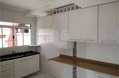 Condomínio com 3 quartos à venda em vila prado - sp