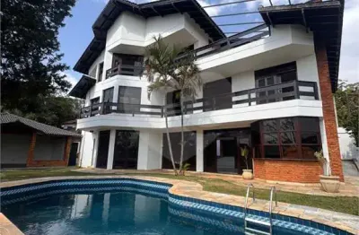 Sobrado com 4 quartos à venda ou para locação em samambaia - sp