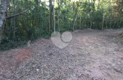 Terreno em condomínio fechado à venda na Serra da Cantareira, Mairiporã 