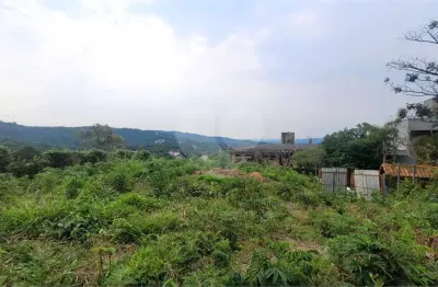 Terreno em condomínio fechado à venda na Serra da Cantareira, Mairiporã 