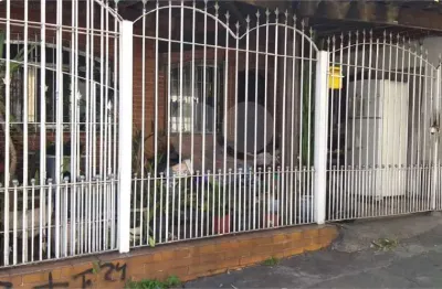 Casa com 4 quartos para alugar em Santana, São Paulo 