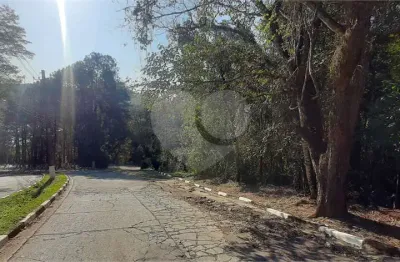 Terreno em condomínio fechado à venda na Serra da Cantareira, Mairiporã 