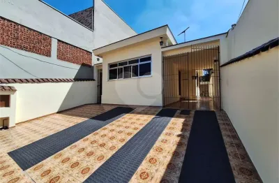 Casa com 3 quartos para alugar na Rua Aricá-Mirim, 1078, Artur Alvim, São Paulo