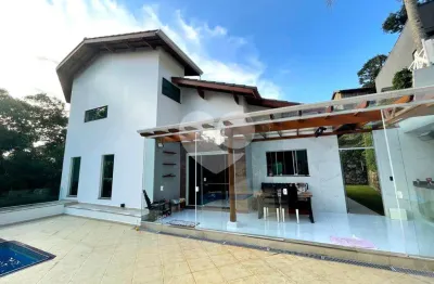 Casa em condomínio fechado com 4 quartos para alugar na Caraguatá, 815, Cumbari, Mairiporã