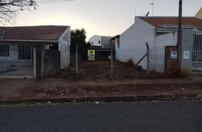 Terreno à venda na Rua Pioneiro José Augusto Gaspar, 84, Parque Residencial Quebec, Maringá
