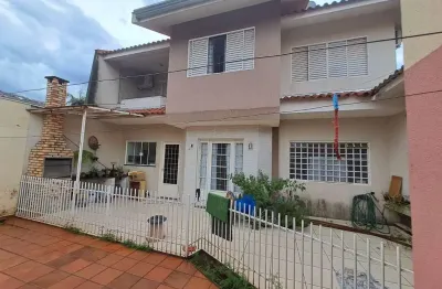 Casa à venda na Rua Bogotá, 411, Vila Morangueira, Maringá