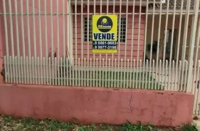 Casa com 3 quartos à venda na Rua Pioneira Ana Cordeiro Dias, 691, Parque Residencial Cidade Nova, Maringá