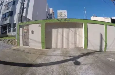 Kitnet / Stúdio à venda na Rua Bragança, 557, Zona 07, Maringá