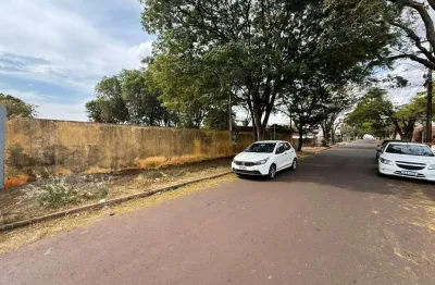 Casa com 3 quartos à venda na Rua Pioneiro Yldefonso Nogueira de Campos, 889, Loteamento Bela Vista, Maringá