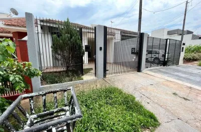 Casa com 3 quartos para alugar na Rua Pioneiro Otaviano Pereira Soares, 274, Jardim Paris III, Maringá