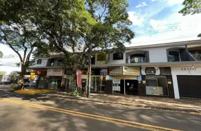Apartamento com 3 quartos para alugar na Rua Américo Brasiliense, 831, Vila Morangueira, Maringá