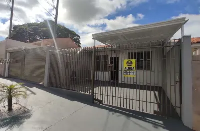 Casa com 2 quartos para alugar na Rua das Laranjeiras, 443, Jardim Tropical, Maringá