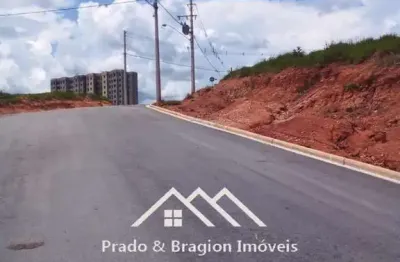 Terreno à venda na Anésio Cantelli, s/n, Parque Petrópolis, Várzea Paulista por R$ 185.000