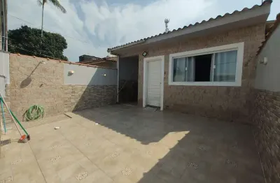 Casa com 3 dormitórios em bairro residencial- excelente oportunidade de bom negócio