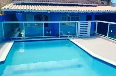 Imperdível casa à venda em itanhaém-sp: 3 dormitórios, 2 suítes, piscina, 4 vagas de garagem - financiamento disponível!