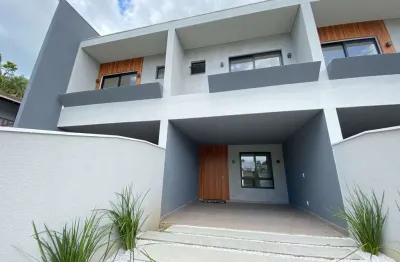 Casa com 3 quartos à venda no São Marcos, Joinville 