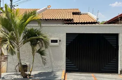 Casa 3 quartos e área gourmet aceita financiamento!
