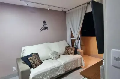 Apartamento à venda 2 quartos 1 suíte armários planejados