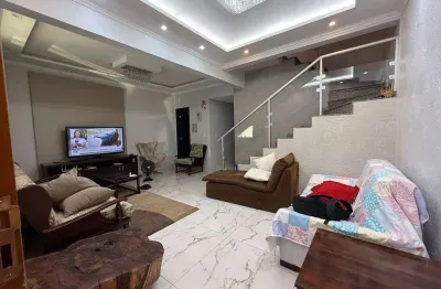 Sobrado completo em condomínio fechado — pronto para morar no parque amazônia