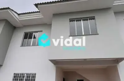 Casa à venda na Rua Jaime Pinto Rosas, Jardim Carvalho, Ponta Grossa