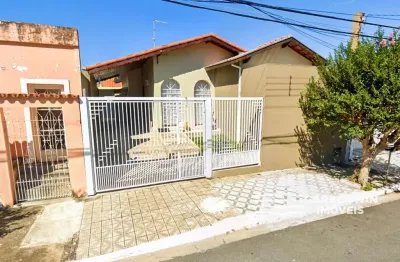 Casa com 3 quartos à venda na Rua Doutor João de Moura Resende, 70, Jardim Campo Grande, Caçapava