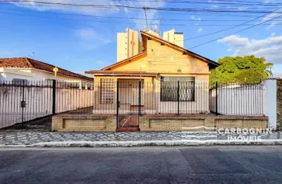 Casa com 3 quartos à venda na Rua Capitão Carlos de Moura, 338, Vila Pantaleão, Caçapava