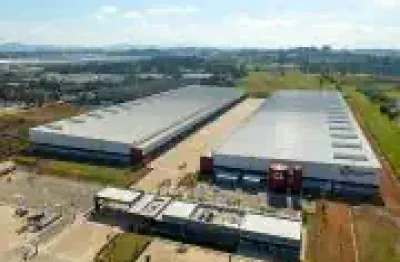 Galpão localizado na cidade industrial satélite de são paulo possui 30.000m² cumbica, guarulhos sp