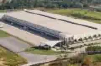 Galpão para aluguel tem 10.000 metros quadrados em - queimados - rj