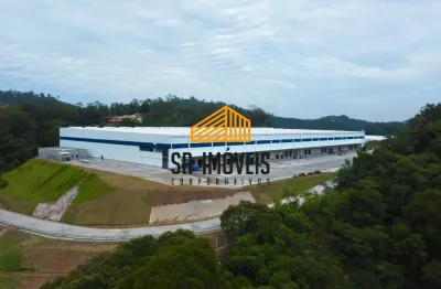 Galpão para alugar de 2000 metros quadrados em condomínio logístico em santana de parnaíba - sp