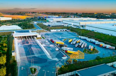 Galpão para alugar de 4000 metros quadrados em condomínio logístico em duque de caxias - rj