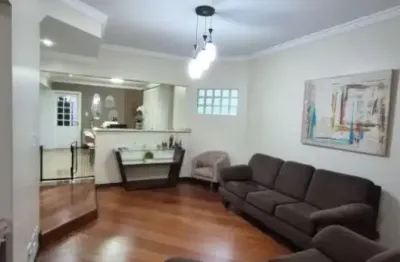Residencial das ilhas casa com 4 quartos,  5 wc, 4 vagas, escritório  ocasião