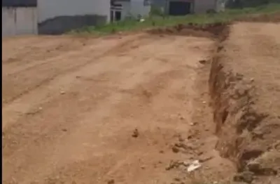Residencial villa verde terreno plano com 140 m2, em bragança paulista