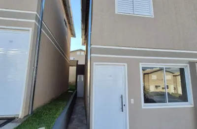 Condomínio parque das cerejeiras sobrado com 3 quartos, 2 banheiros