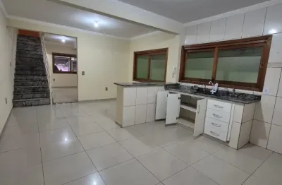 Locação excelente casa com 3 quartos,  3 banheiros,  4 vagas jd. recreio