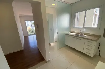 Ed. Tangará Apto com Elevador, 2 quartos, 2 banheiros, vaga coberta - USF/Lago do Taboão