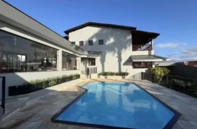 Jardim Sevilha Casa com 3 Suítes, Escritório, Piscina, em Bragança Paulista