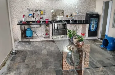 Vendo casa fora de condomínio na cidade nova i com terreno de 406m e área útil de 320m