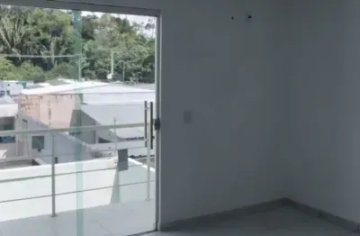 Alugo casas no bosque das palmas com 2 quartos sendo 1 suite na ponta negra