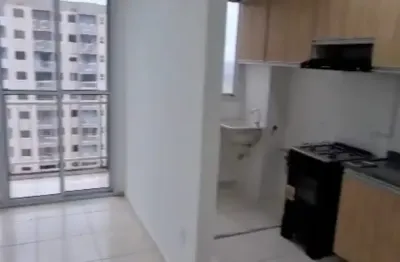 Alugo apartamento de 2 quartos no condomínio estilo ponta negra