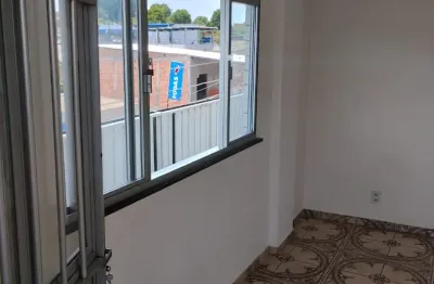 Aluguel – apartamento com 2 quartos no alvorada 3 - paga luz e não aceita animais