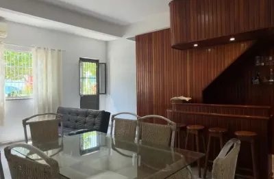 Casa duplex - residencial anavilhanas (flores) – mobiliado, climatizado, 2 quartos, com varanda, escritório.