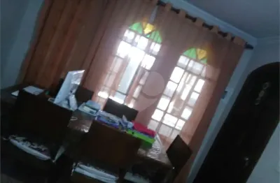 Casa com 3 quartos à venda na Rua Rafael da Silva e Sousa, 22, Itaquera, São Paulo