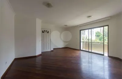 Apartamento com 3 quartos à venda na Rua do Símbolo, 17, Morumbi, São Paulo