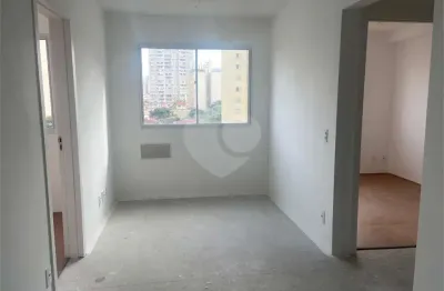 Apartamento com 2 quartos para alugar na Avenida Celso Garcia, 6011, Tatuapé, São Paulo