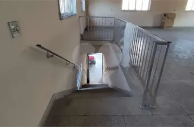 Casa comercial para alugar na Rua Pirajussara, 326, Butantã, São Paulo