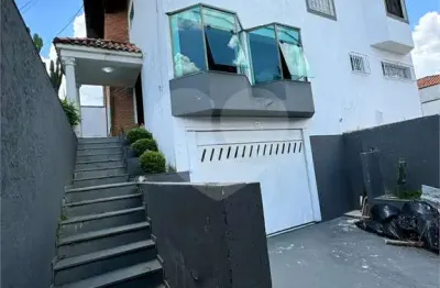 Casa comercial para alugar na Rua Benedito Passos, 319, Vila Matilde, São Paulo