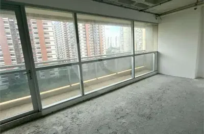 Sala comercial para alugar na Rua Luís Correia de Melo, 92, Chácara Santo Antônio, São Paulo