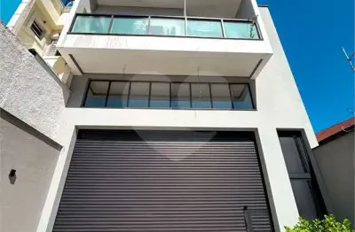 Casa comercial para alugar na Praça Libéria, 28, Vila Formosa, São Paulo