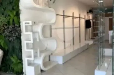 Casa comercial para alugar na Rua Imbocuí, 143, Tatuapé, São Paulo